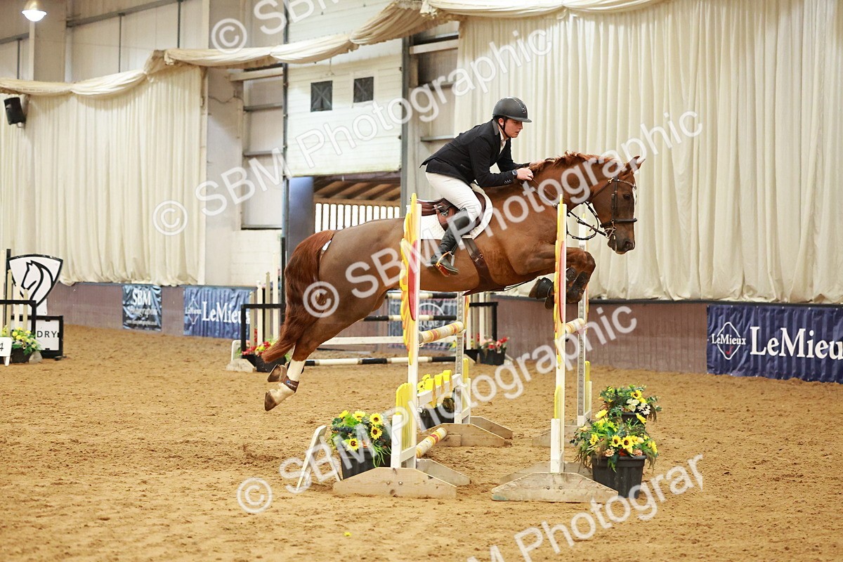 SBM_007416 - Class 19 - Senior Newcomers 1.10m