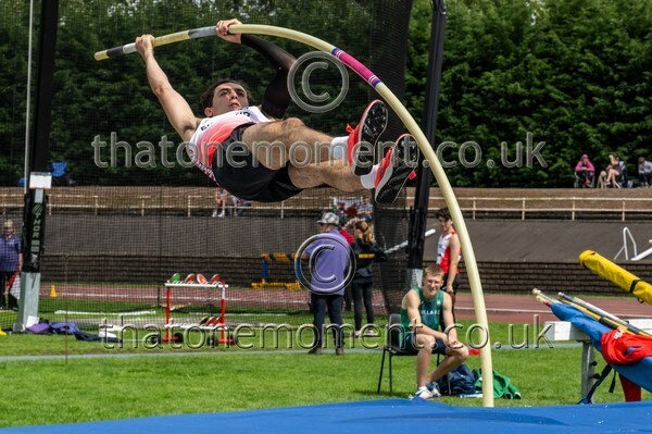 SIAB23-914638 - Field Male Set Two