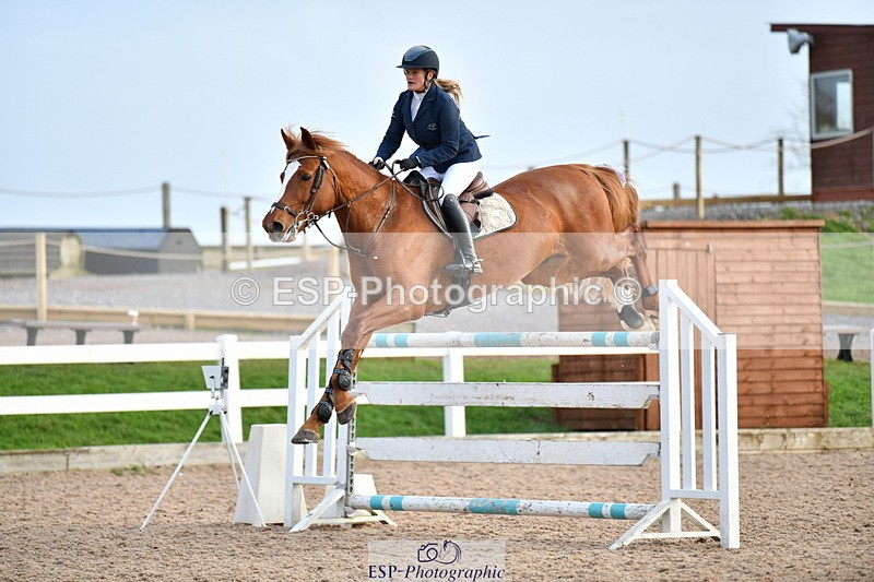 240124A-152910-00957 - Cls 6 National 1.30m & 1.40m