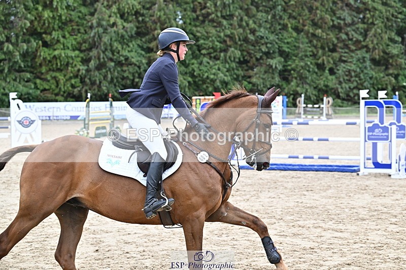 250524A-130743-11238 - D-402-Isabelle.Cook-CYMOON.F.Z