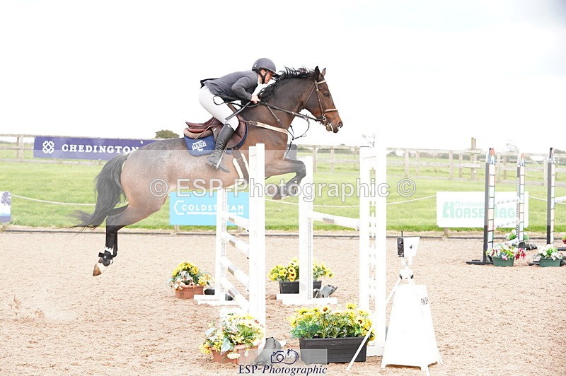 241004A-145600-00844 - Fri 04 Snr Fox & 1.20m Open