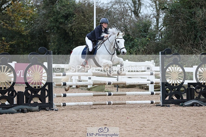 241116X-141005-02415 - Cls 14 A&B Pony Fox & 1.10m Open