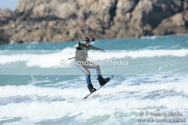 KS 020413-198 - Kite Surfing