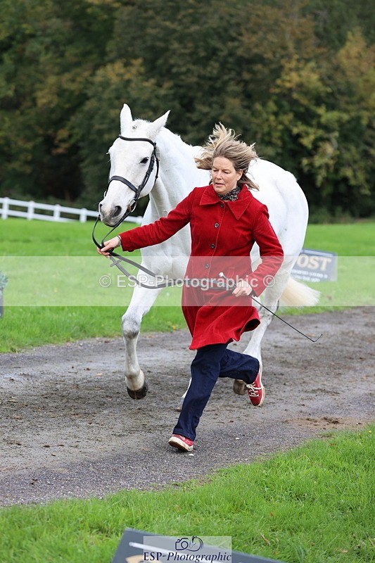 251026A-103701-23144 - G-572-Laura.Pitman With Trot Up