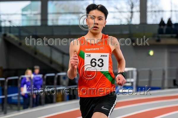 AgeInd25SAT-919763 - Track Male