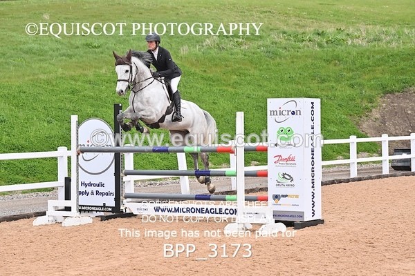 BPP_3173 - CLASS 12. - SAT - Senior 1.30m Open inc The Wright, Johnston & Mackenzie LLP RHS Young Masters quali