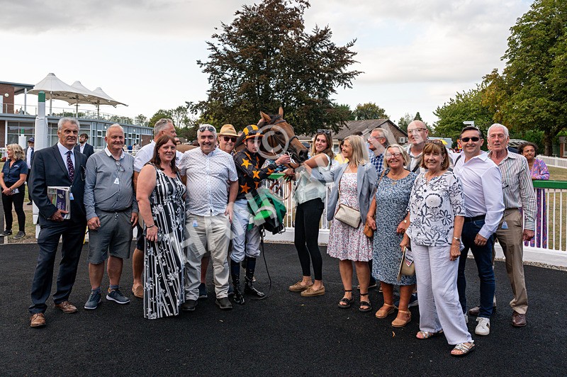 150825-Race 3-South Parade-8702 - Race 3