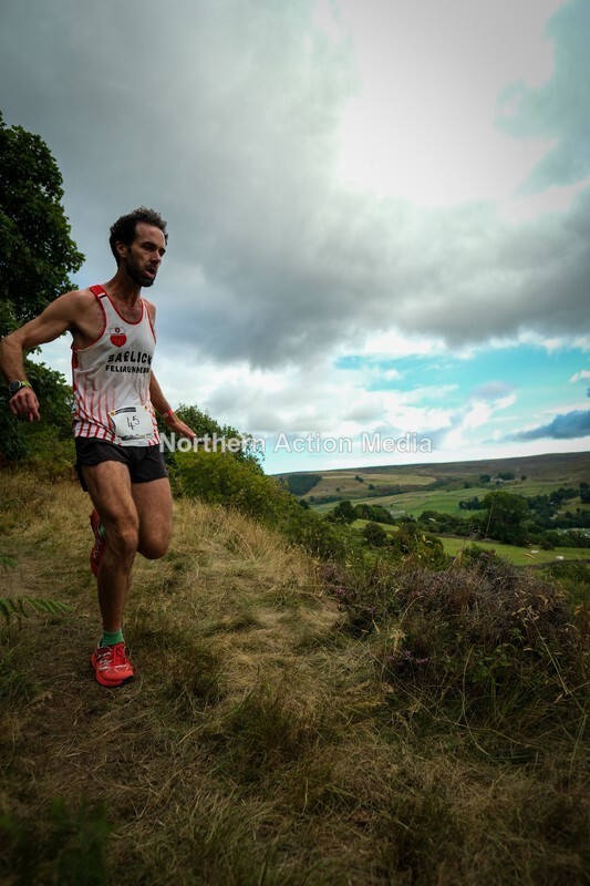 DSCF5284 - Reeth Fell race seniors