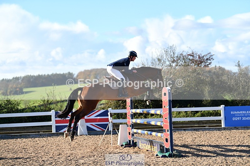 231110A-144205-00839 - Cls 6 Foxhunter & 1.20m Open