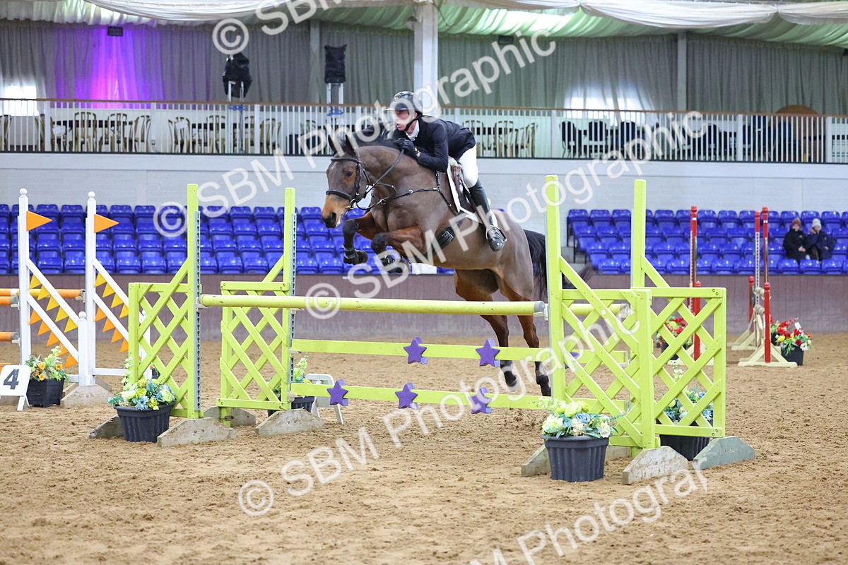 1I0A4812 - Class 9 - Senior Newcomers/ 1.10m Open