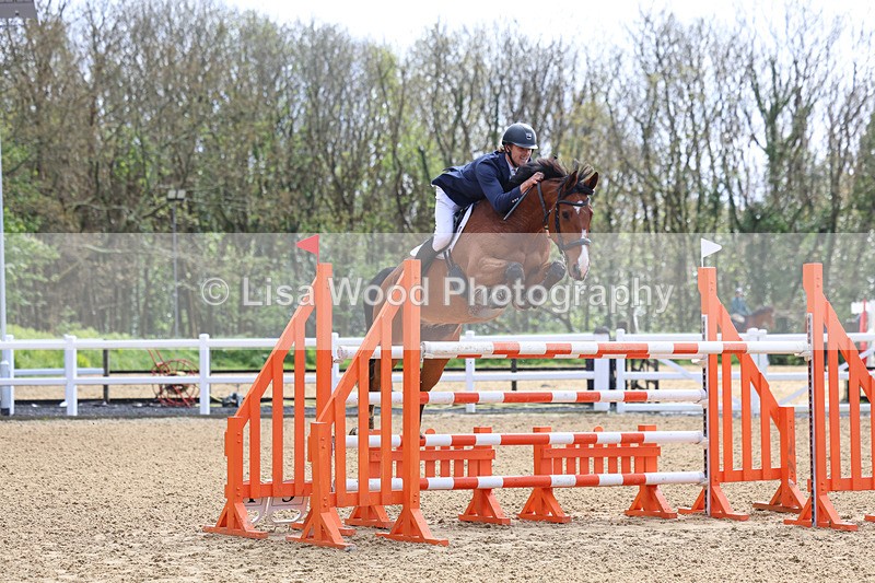 3E7A2347 - Class 9: Senior 1.30m open