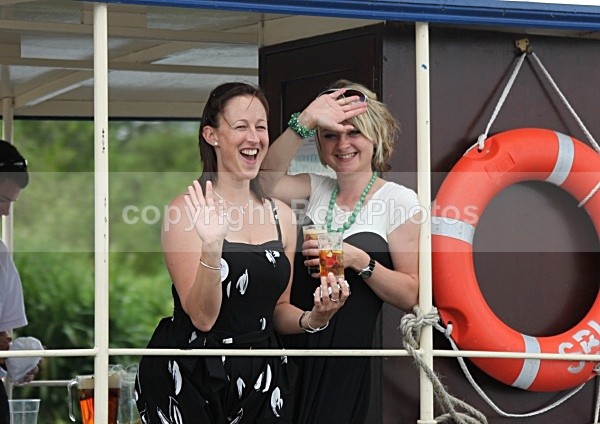 090703 GIRLS IMG_7206 - HENLEY REGATTA FRIDAY 3rd JULY 2009