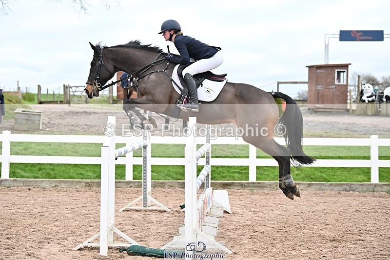 250112-142023-01602 - Cls 21 Foxhunter and 1.20m Open