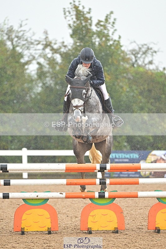 240925A-132008-00828 - Cls 4 Newcomers and 1.10m Open