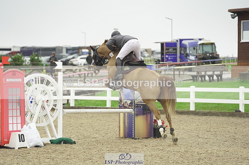 230722A-142340-09658 - Cls 23, 1 Star Gold 1.30m