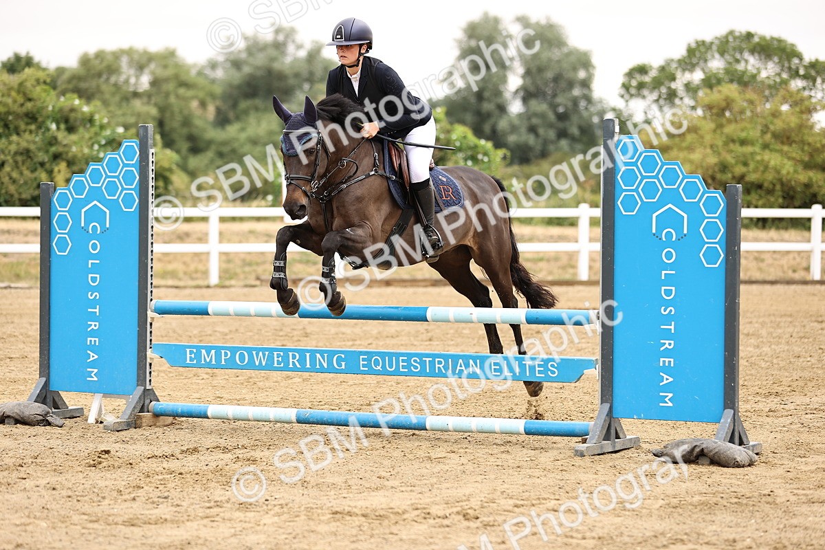 SBM_024375 - Class 8 - Clear Round