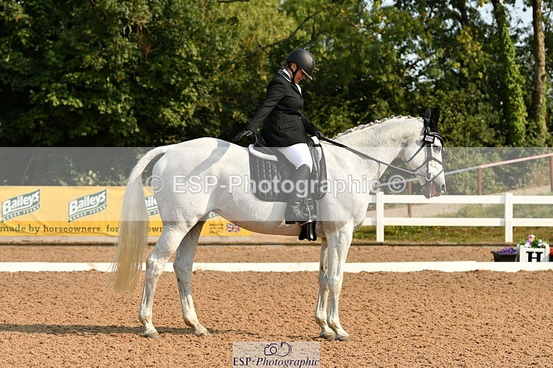 250817-095543-07674 - 179-Kate.WilliamsGhyllwood.April.Moment