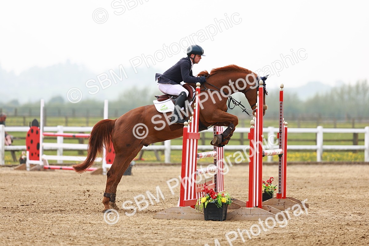  - Class 18 - Senior Newcomers - 1.10m