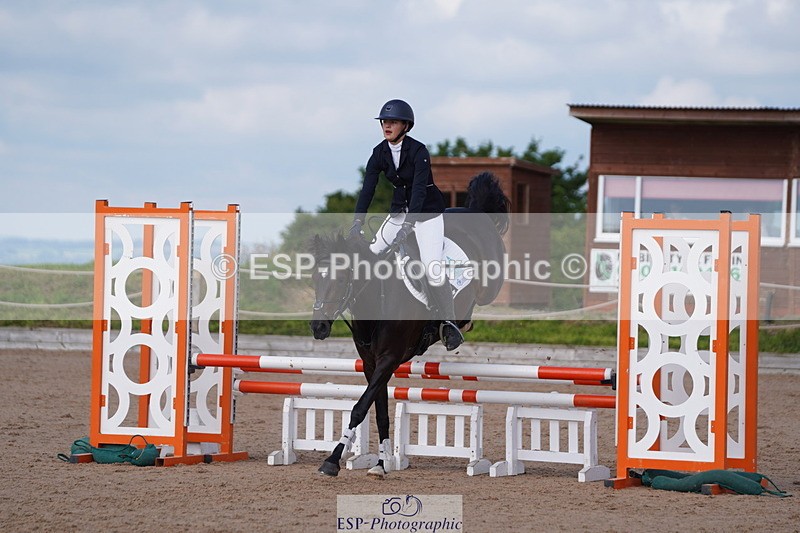 240713A-094724-00097 - Cls 3 A&B Pony BN & 80cm Open