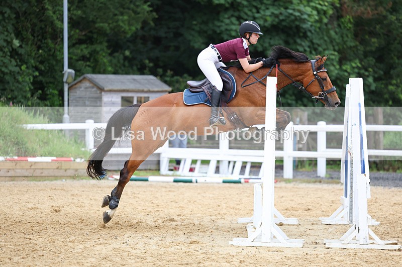 3E7A6404 - Class 8: Senior Newcomers/1.10m open