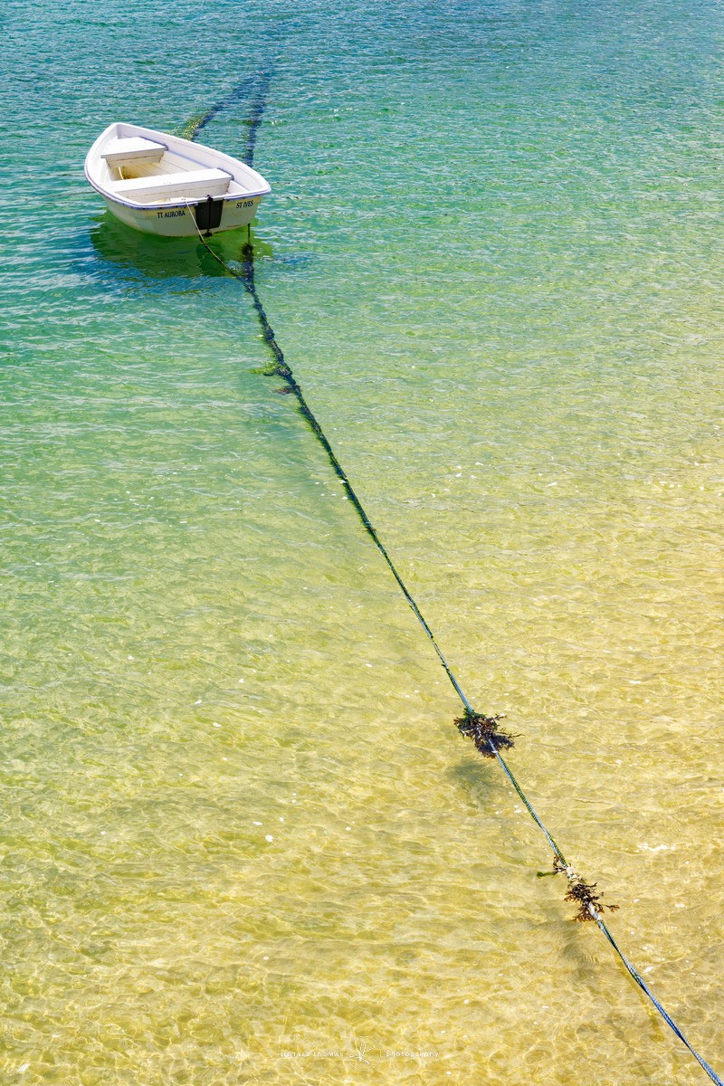 Shallow water, St Ives - Boats