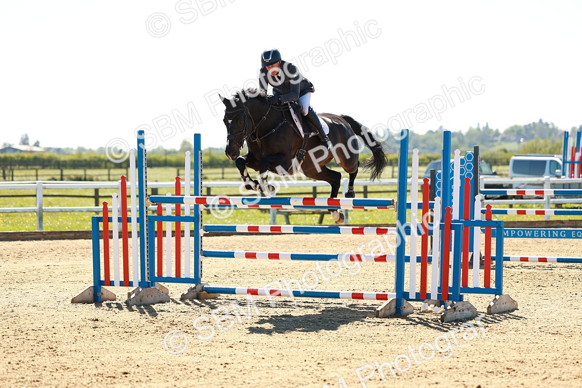 SBM_001750 - Class 5 - Senior Foxhunter - 1.20m