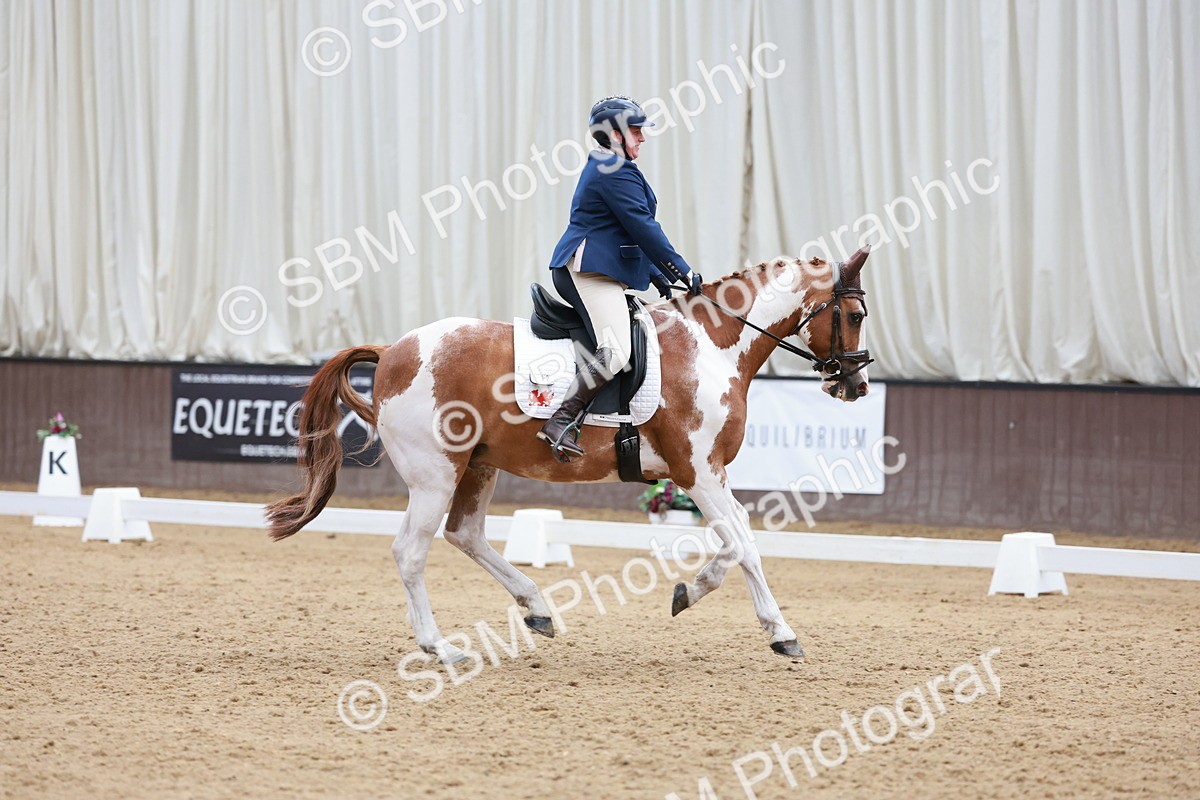 SBM_010073 - Class 6b - Novice 6 - 12.40-13.43