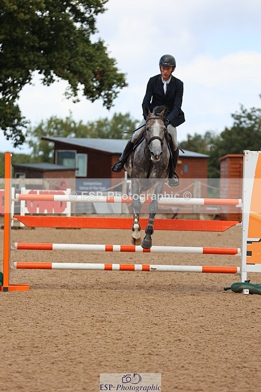 250911-124329-01539 - Cls 3 Snr Foxhunter