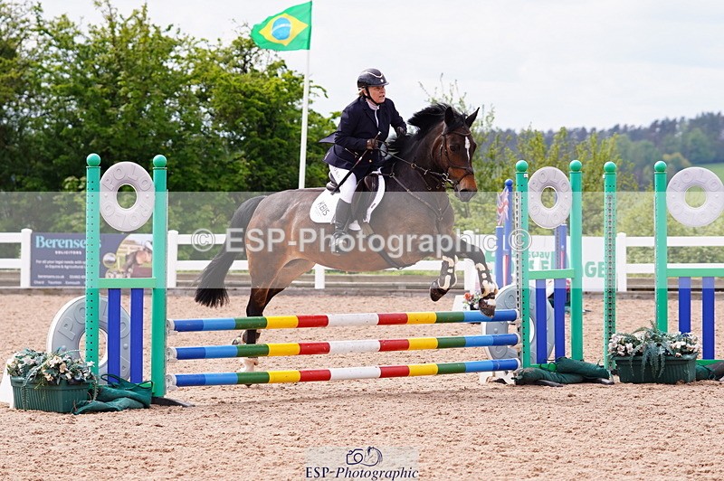 240506A-143532-09550 - Cls 17 Club 60cm