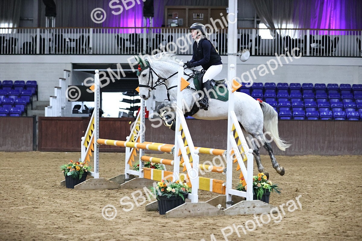 SBM_002744_Class 8 - Senior British Novice - 90cm Open - Victoria