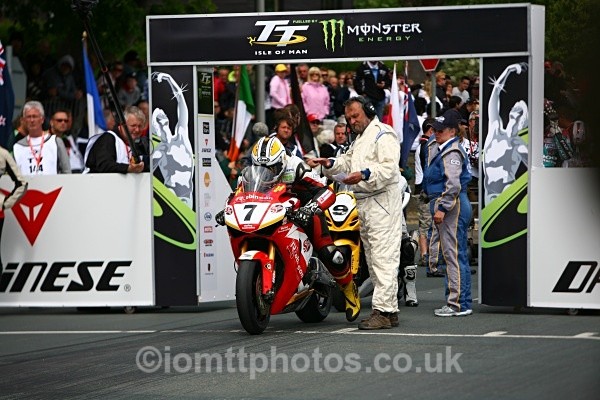  - Senior Race - TT 2010