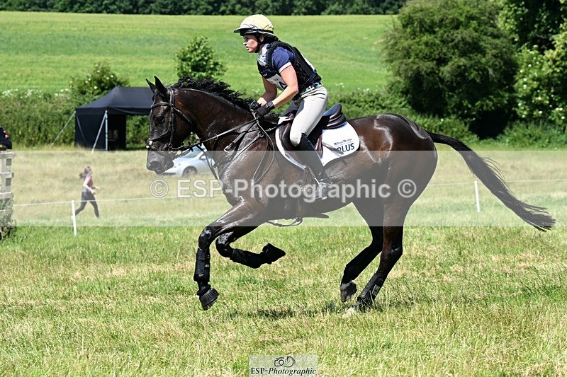 240629X-115243-0689 - 104Kate Jupp- JUST A PLAYPOY