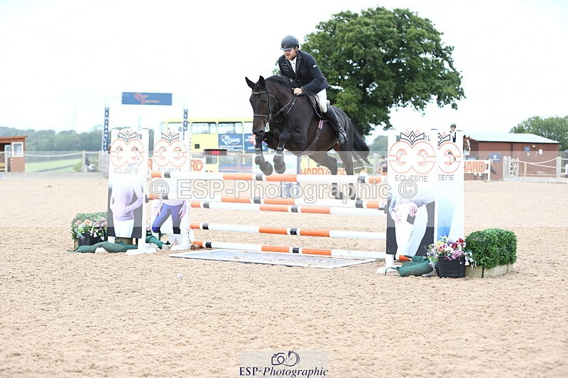 230812A-122841-09021 - Cls 32 Foxhunter