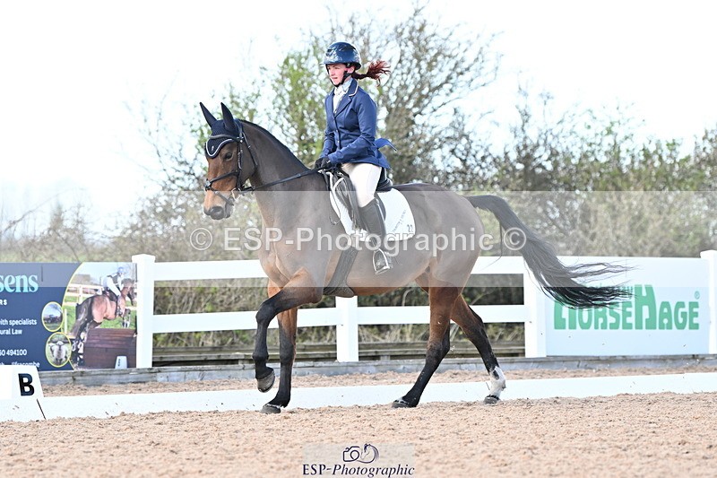 240324A-132743-03388 - Novice 28, 13.00 to 14.00