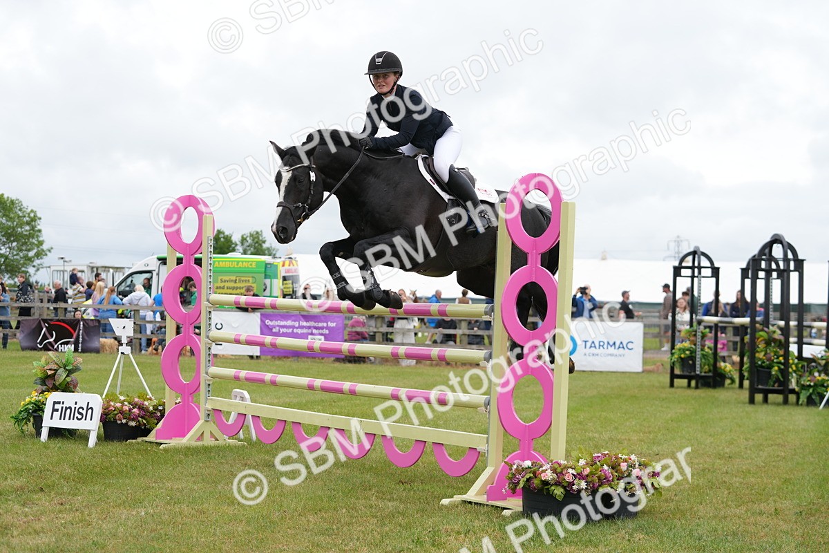 SBM_05116 - Class 201 - British Horse Feeds Speedi Beet Horse of the Year Show Grade  C