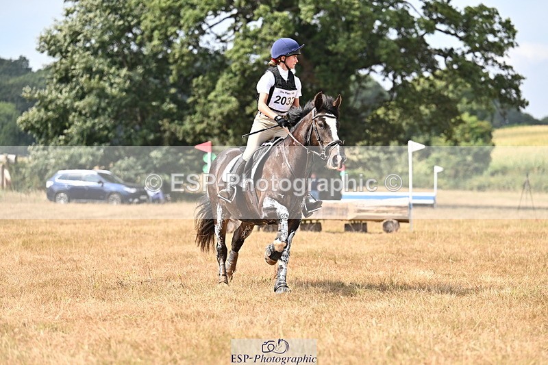 250824A-130645-36994 - 2032-Isla.Squire-Catherines.Girl