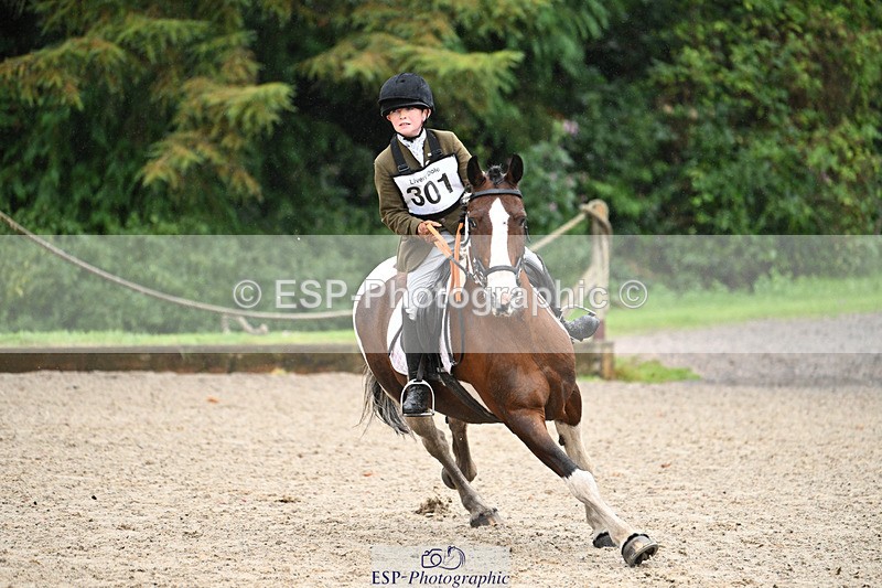 240824X-092531-23171 - 70cm Round 2 9.30 to 10.30