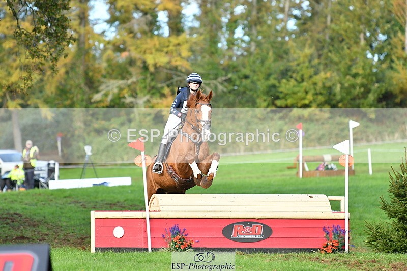 251025A-154657-21909 - G-574-Abbie.Rogers