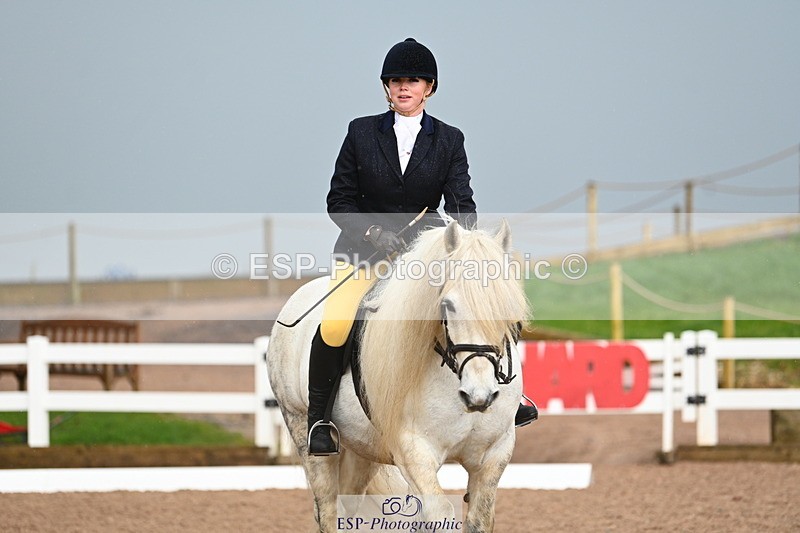 240323A-130901-01901 - UnA Intro A and B