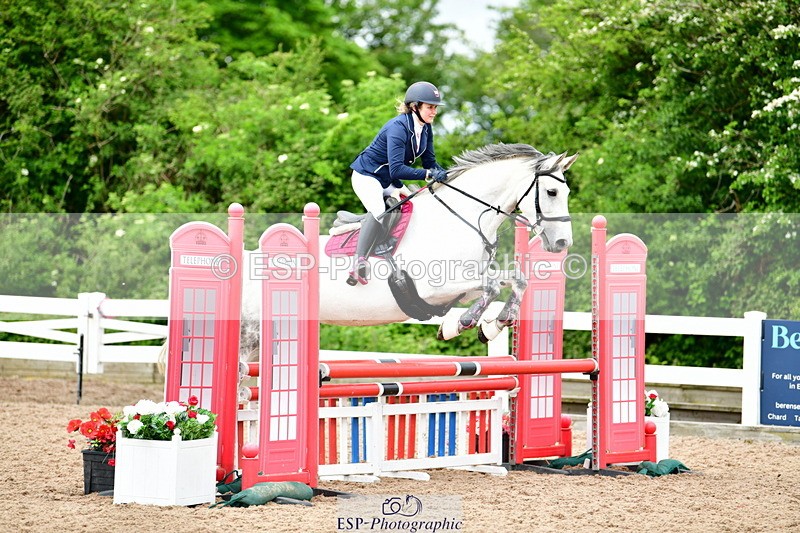 240526A-115716-07570 - Cls 31 85cm National Am Qualifier