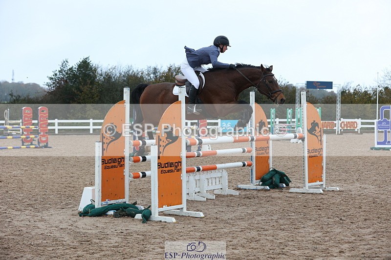 231112A-124957-04212 - Cls 19 Snr 1.05m Open