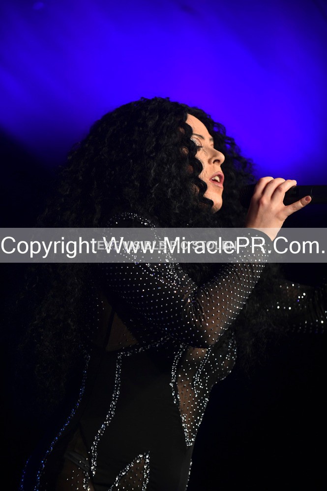 SH4_6019 - The Cher Experience