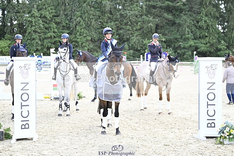 250525A-161051-18505 - Presentations Section C CCI 2 Star Long