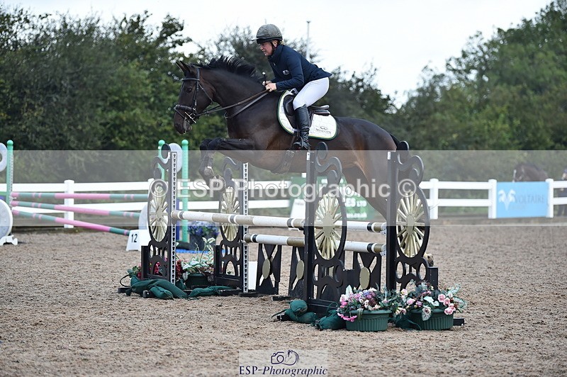 231013A-100128-00898 - Cls 6 British Novice & 90cm Open