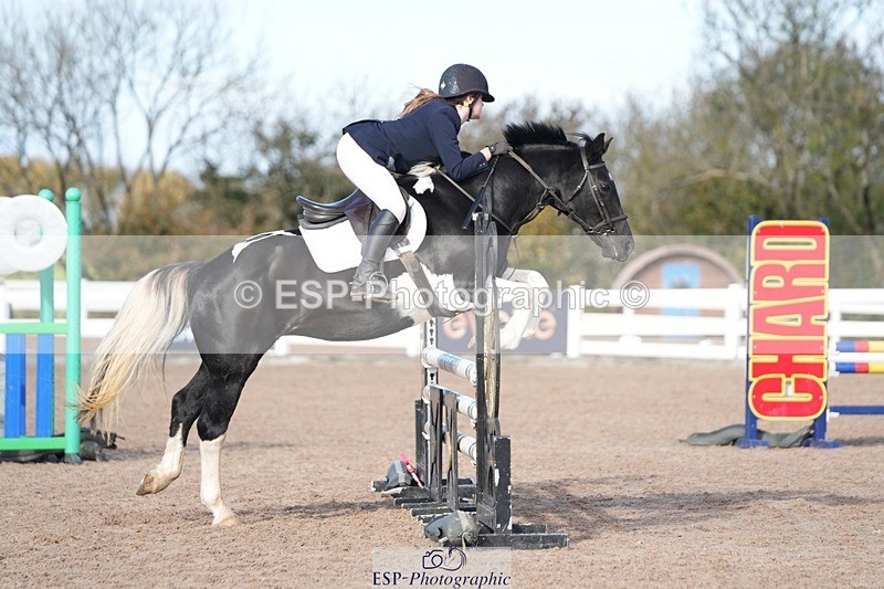 251025-125951-00444 - Cls 9 Pony Winter Discovery and 90cm