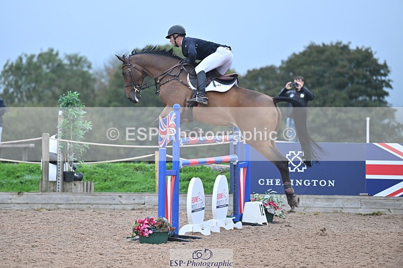 231013A-160356-03196 - Cls 10 National 1.30m Open