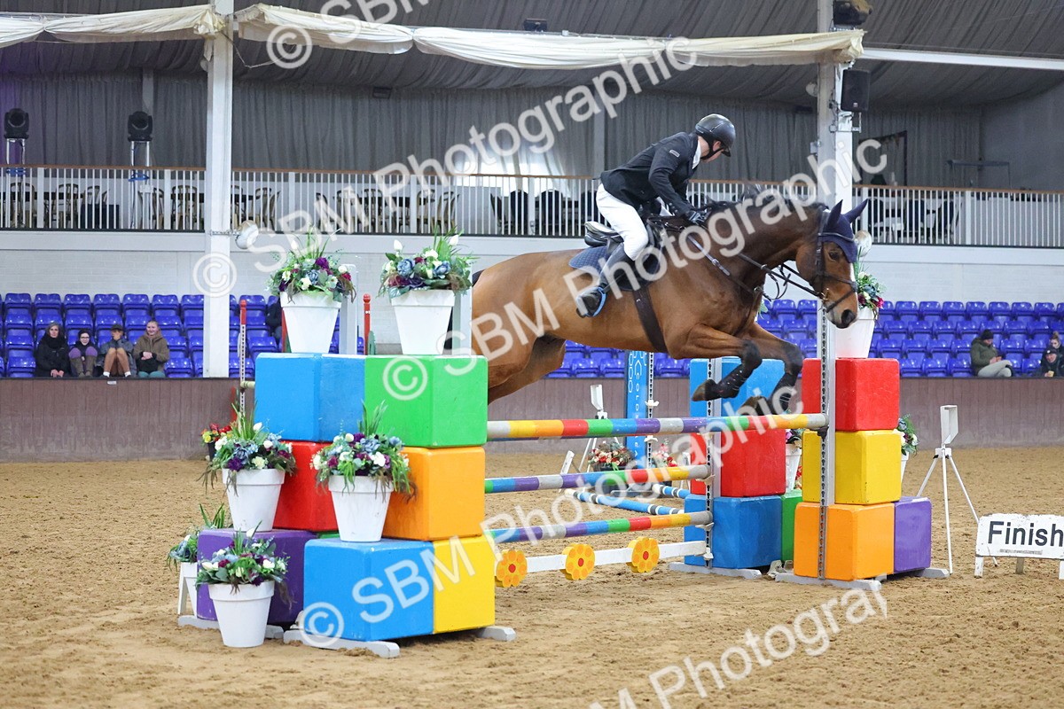 SBM_001998 - Class 15 - Senior Newcomers - First Round (1.10m)