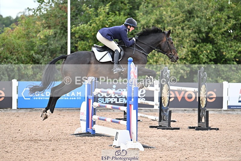 250820B-130000-00671 - Cls 4 Newcomers and 1.10m Open