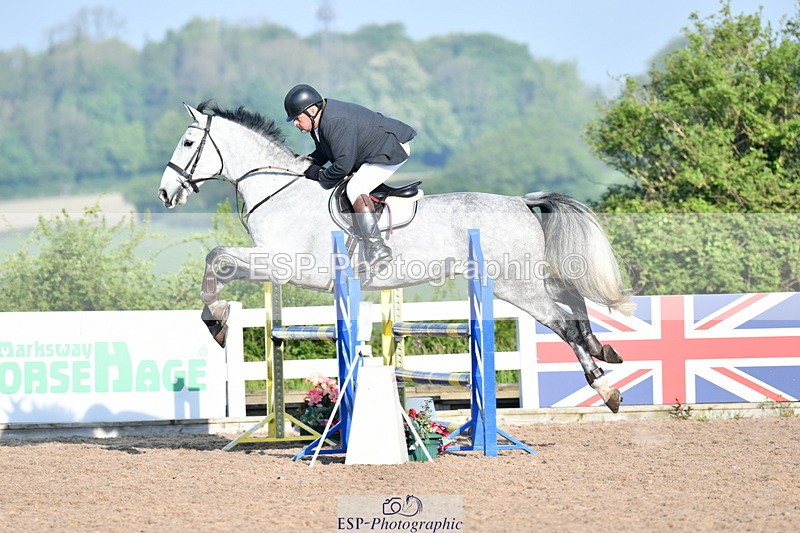 240512A-081003-16782 - Cls 39 British Novice and 90cm Open