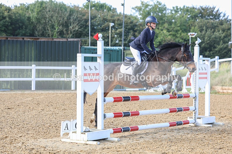3E7A8274 - Class 4: Pony British Novice/80cm Open